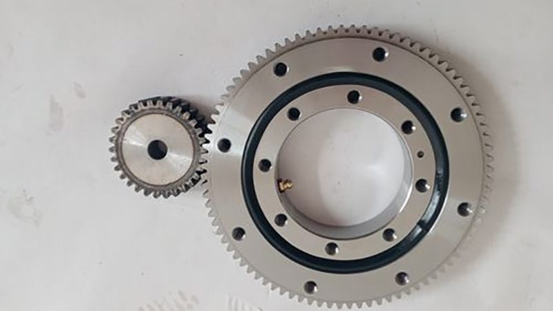 梅花联轴器参数表定制：精准选型的关键指南